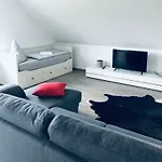 Lux *